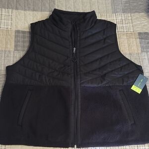 NWT Tek Gear Womens XL Black Quilted Vest